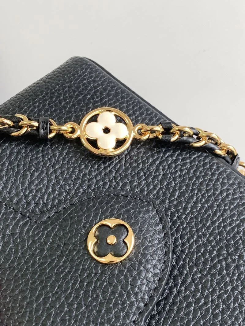 MultiPurpose Louis Vuitton Capucines BB Bags 40698