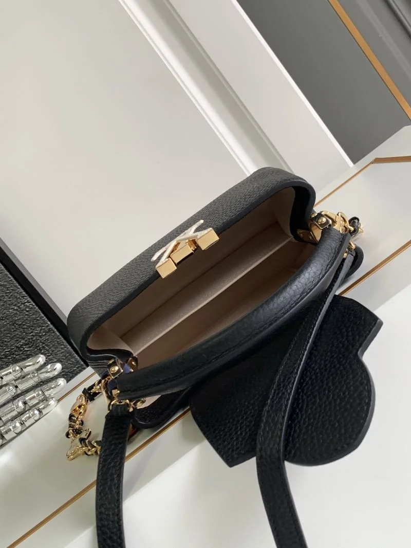 MultiPurpose Louis Vuitton Capucines BB Bags 40698