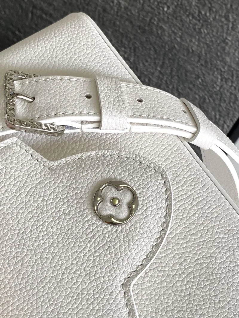 Louis Vuitton Capucines BB Bags Resilient 40716