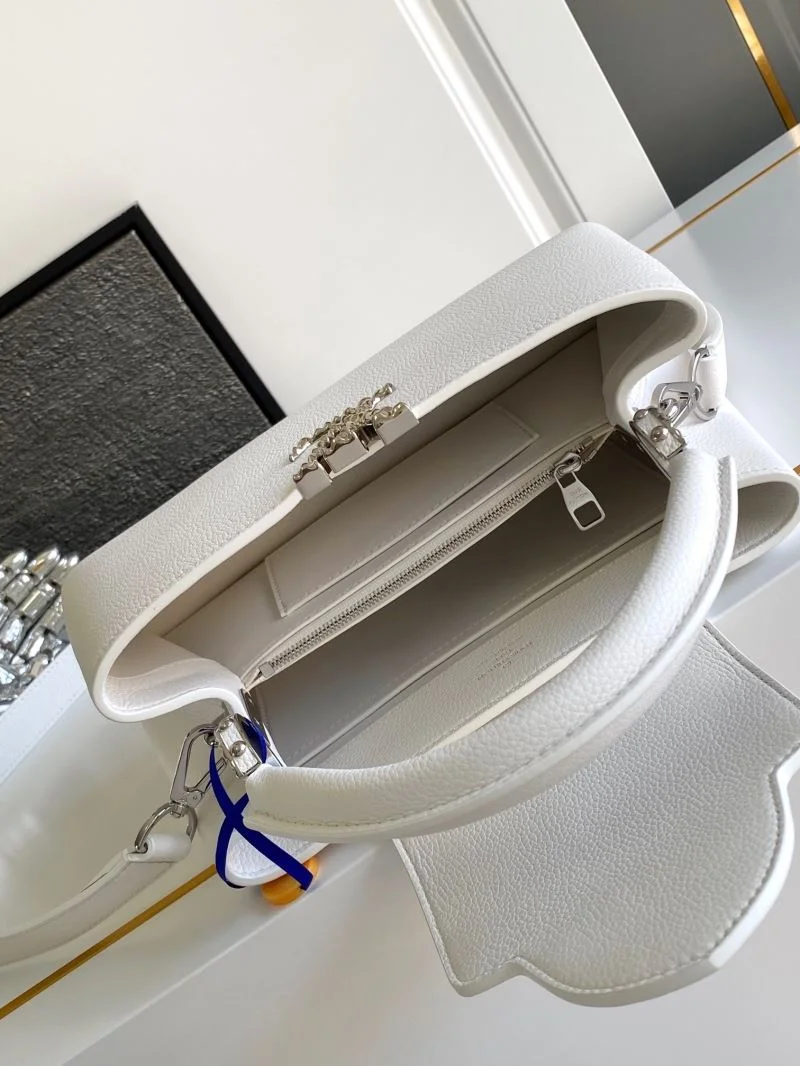 FreshLook Louis Vuitton Capucines BB Bags 40684