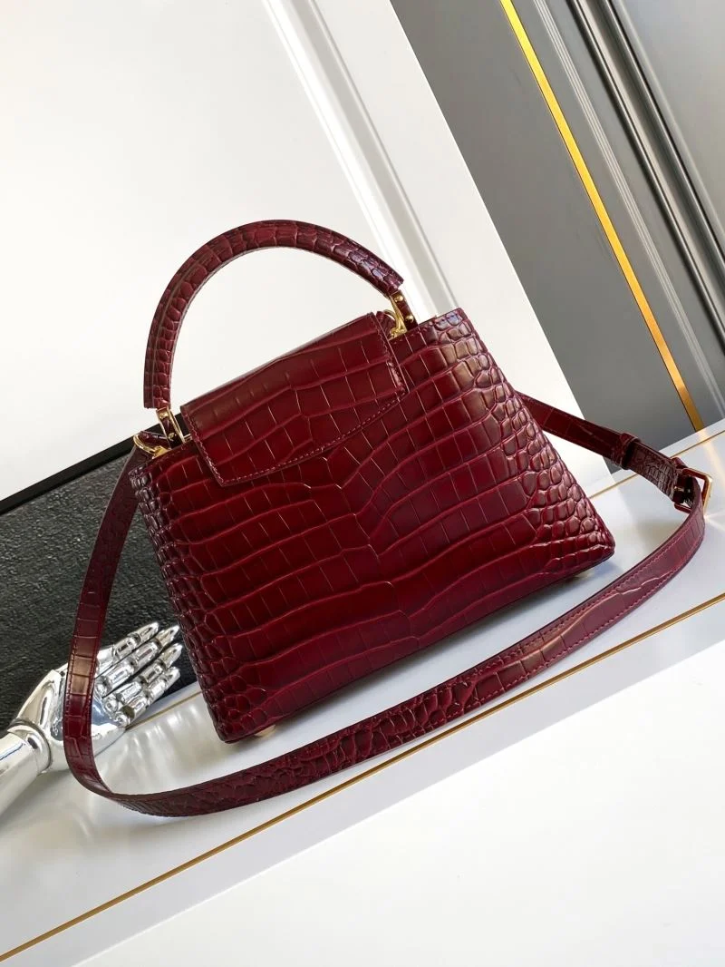 Unisex Louis Vuitton Capucines BB Bags 40681