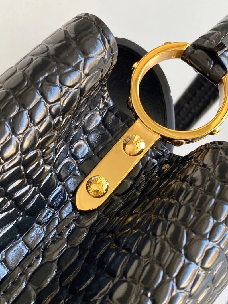 Louis Vuitton Capucines BB Bags Bold 40676