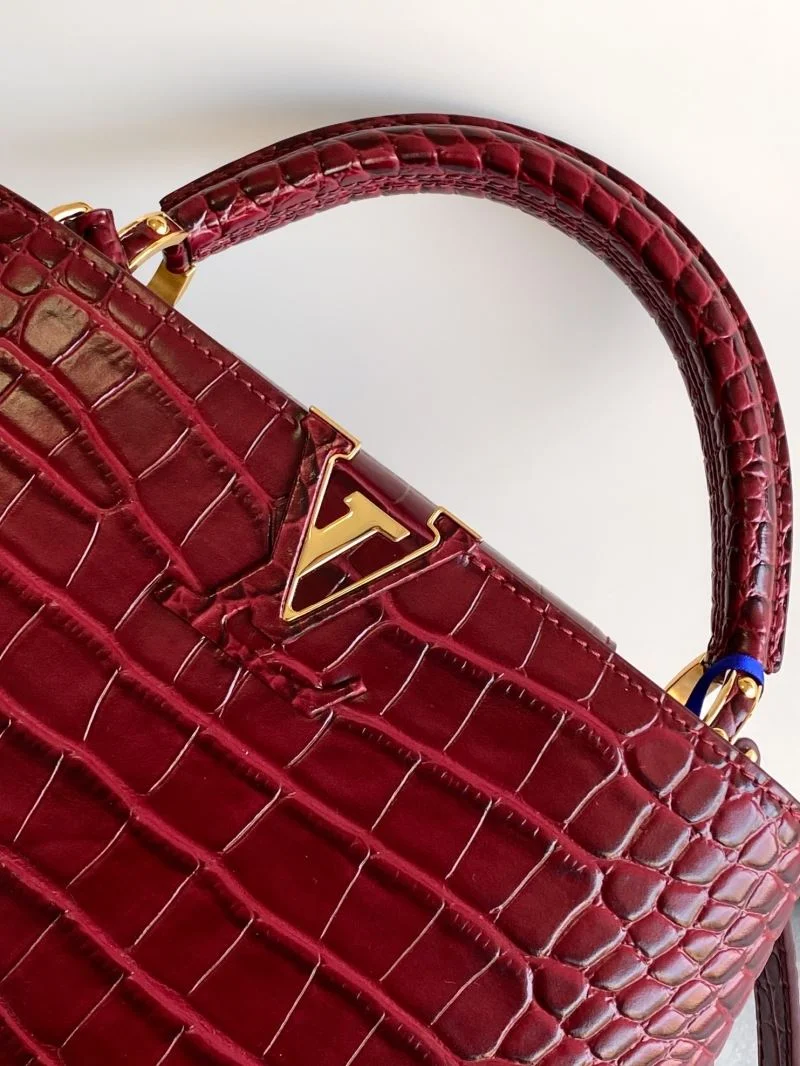Sporty Louis Vuitton Capucines BB Bags 40675