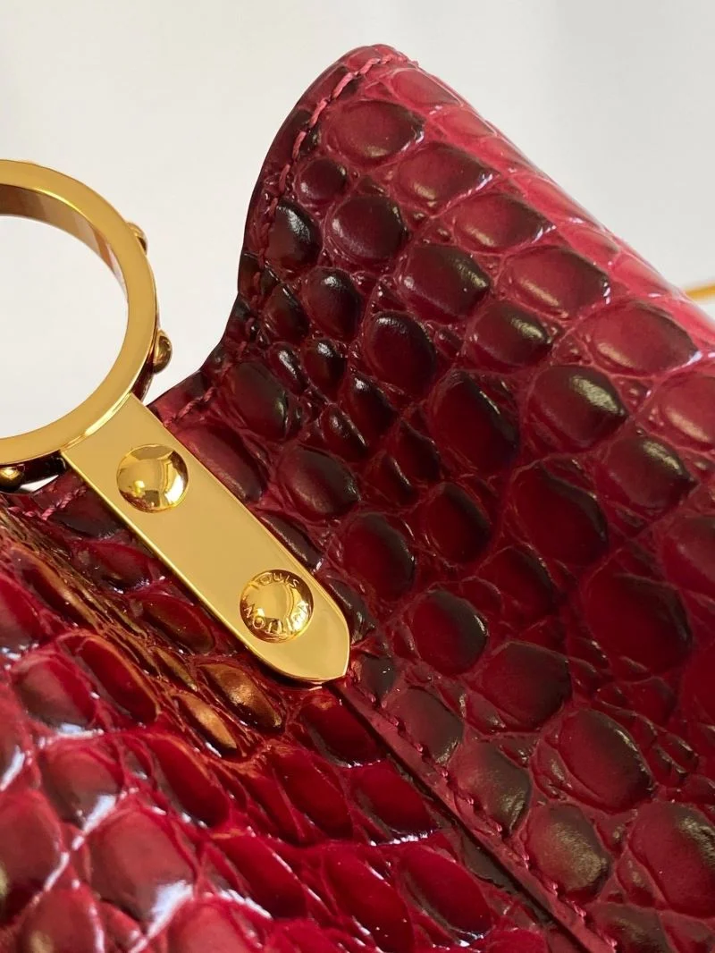 Sporty Louis Vuitton Capucines BB Bags 40675
