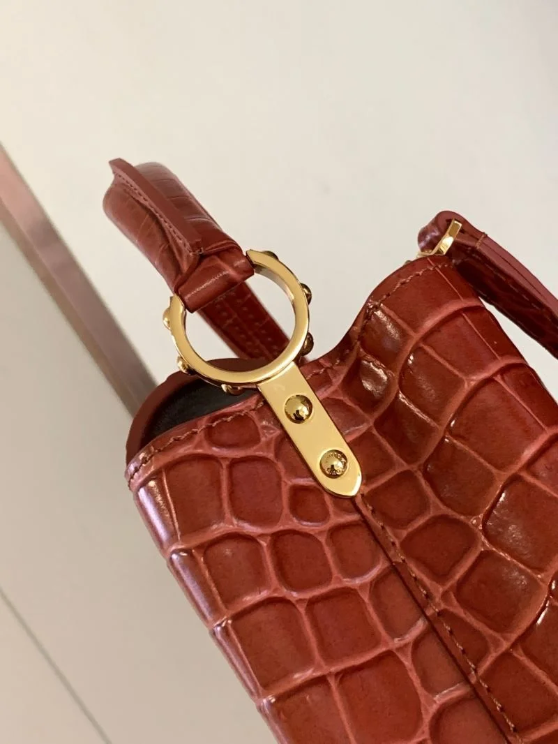 Louis Vuitton Capucines BB Bags Unisex 40674
