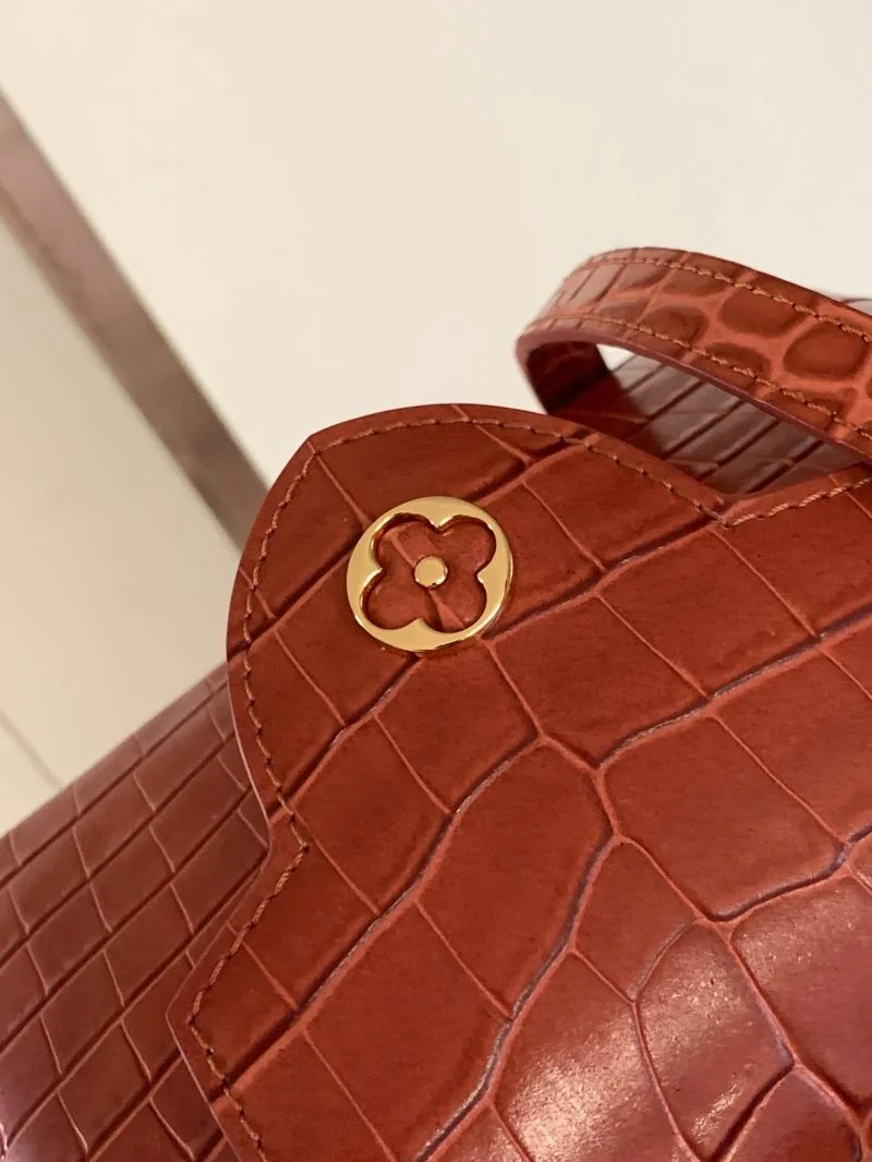 Louis Vuitton Capucines BB Bags Unisex 40674
