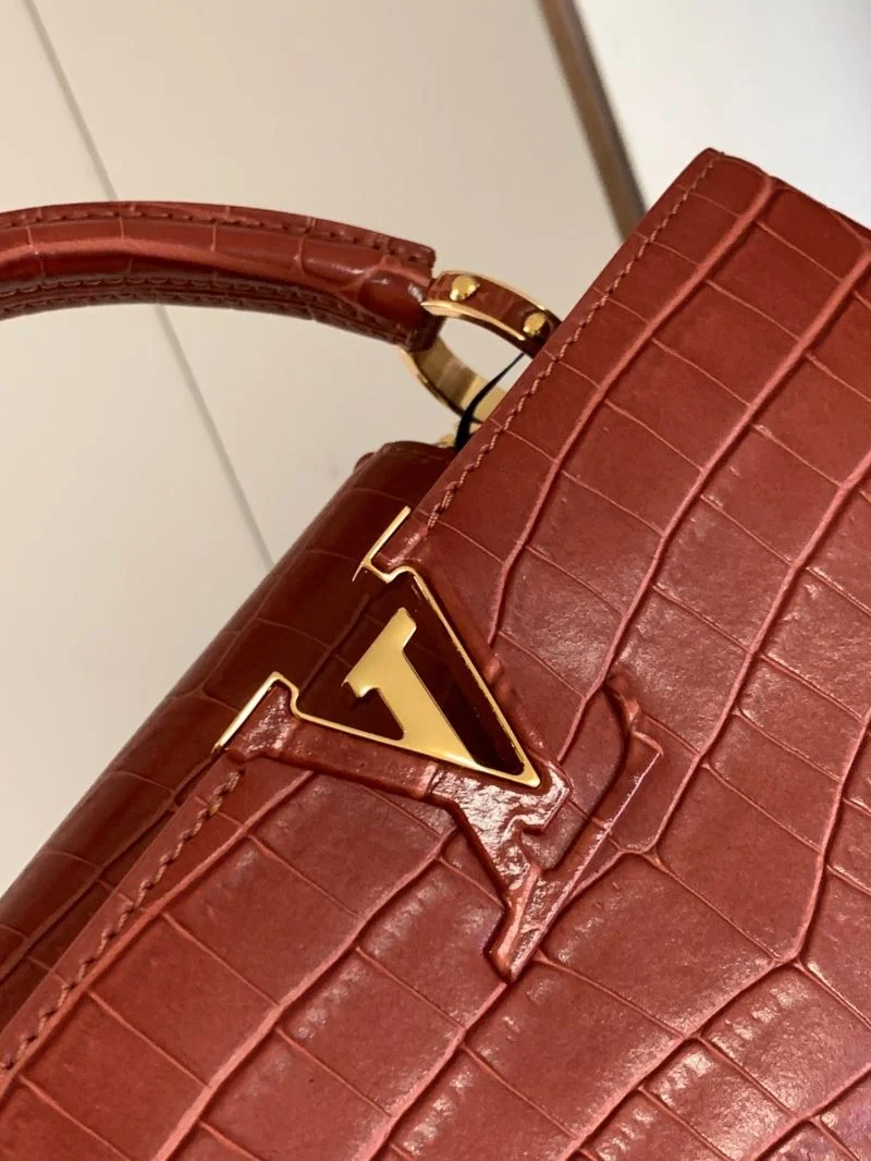 Refined Louis Vuitton Capucines BB Bags 40673