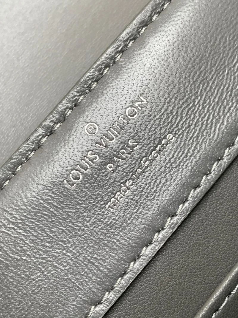 Louis Vuitton Capucines BB Bags FlexibleFit 40671