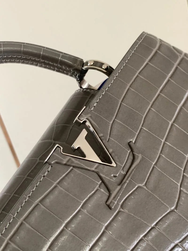 Louis Vuitton Capucines BB Bags SmartChoice 40672