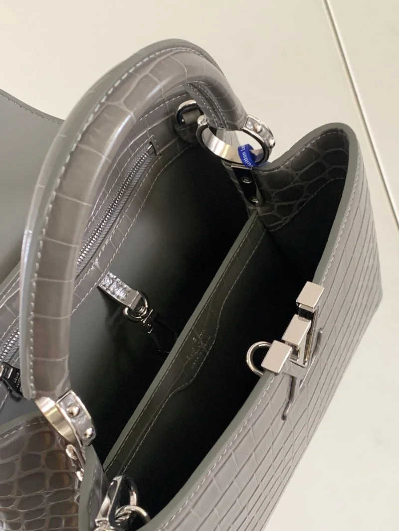 Louis Vuitton Capucines BB Bags SmartChoice 40672