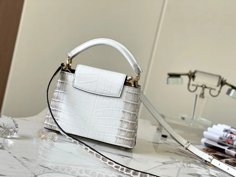 Louis Vuitton Capucines BB Bags Lightweight 40695
