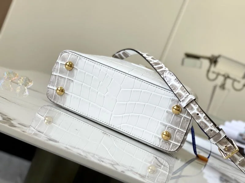 Louis Vuitton Capucines BB Bags Lightweight 40695