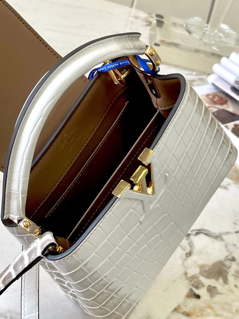 Louis Vuitton Capucines BB Bags Lightweight 40695