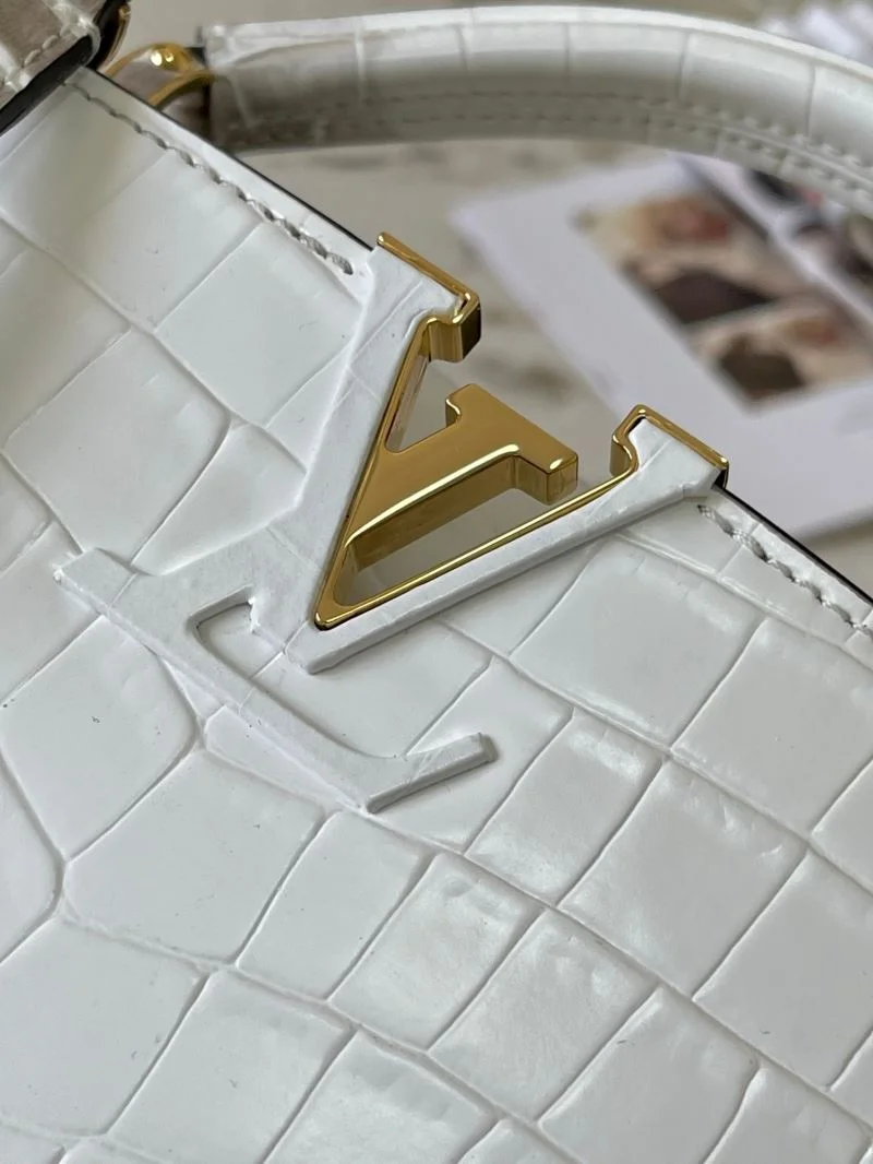 Louis Vuitton Capucines BB Bags Lightweight 40695
