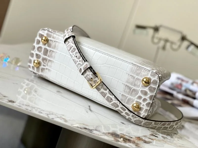Louis Vuitton Capucines BB Bags Timeless 40768