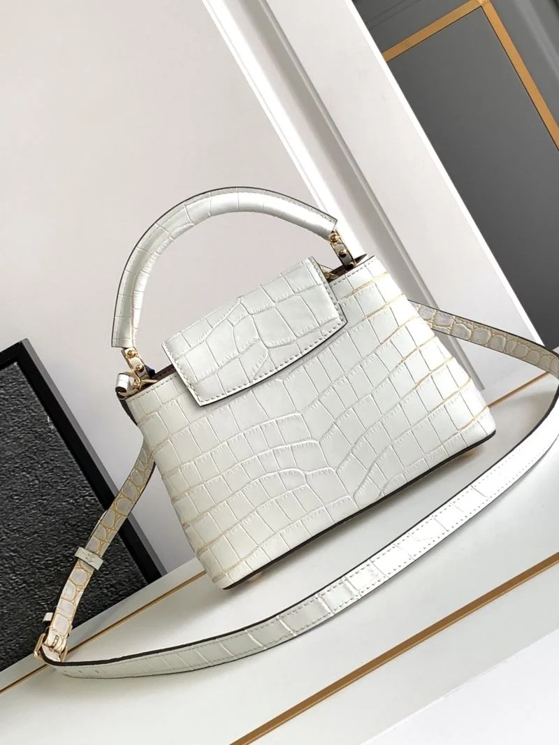 Packable Louis Vuitton Capucines BB Bags 40670