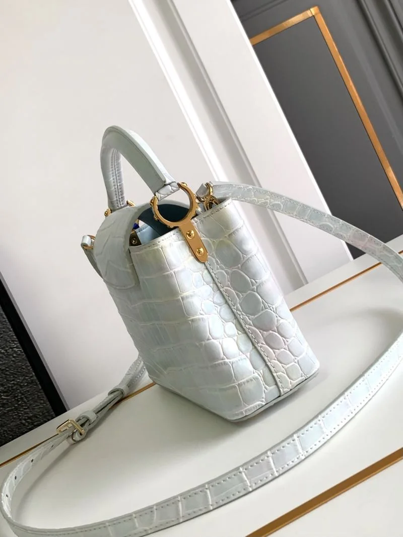 MultiPurpose Louis Vuitton Capucines BB Bags 40654