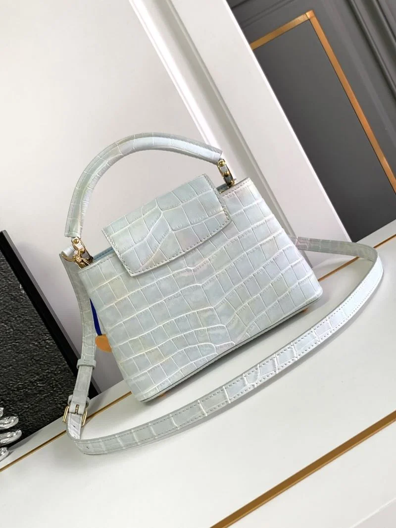 MultiPurpose Louis Vuitton Capucines BB Bags 40654