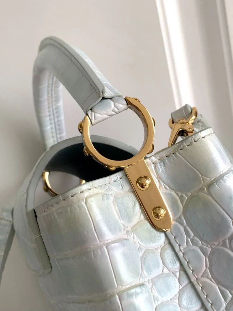 MultiPurpose Louis Vuitton Capucines BB Bags 40654