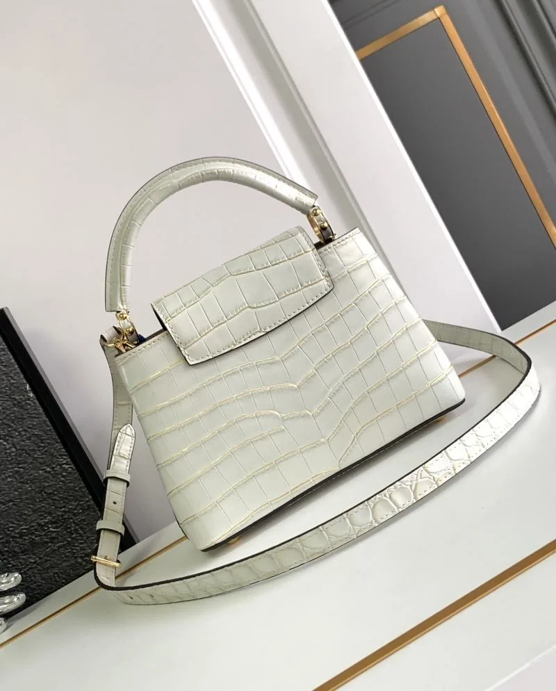 Durable Louis Vuitton Capucines BB Bags 40663