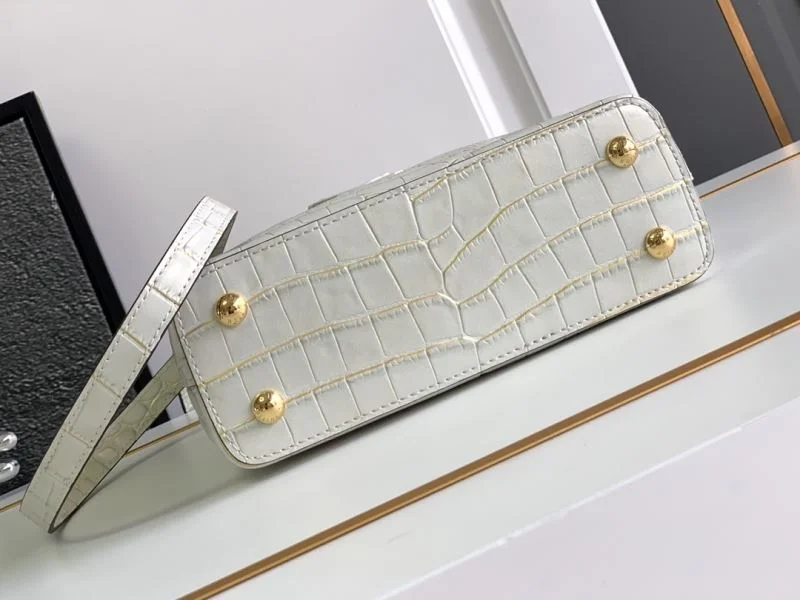 Durable Louis Vuitton Capucines BB Bags 40663