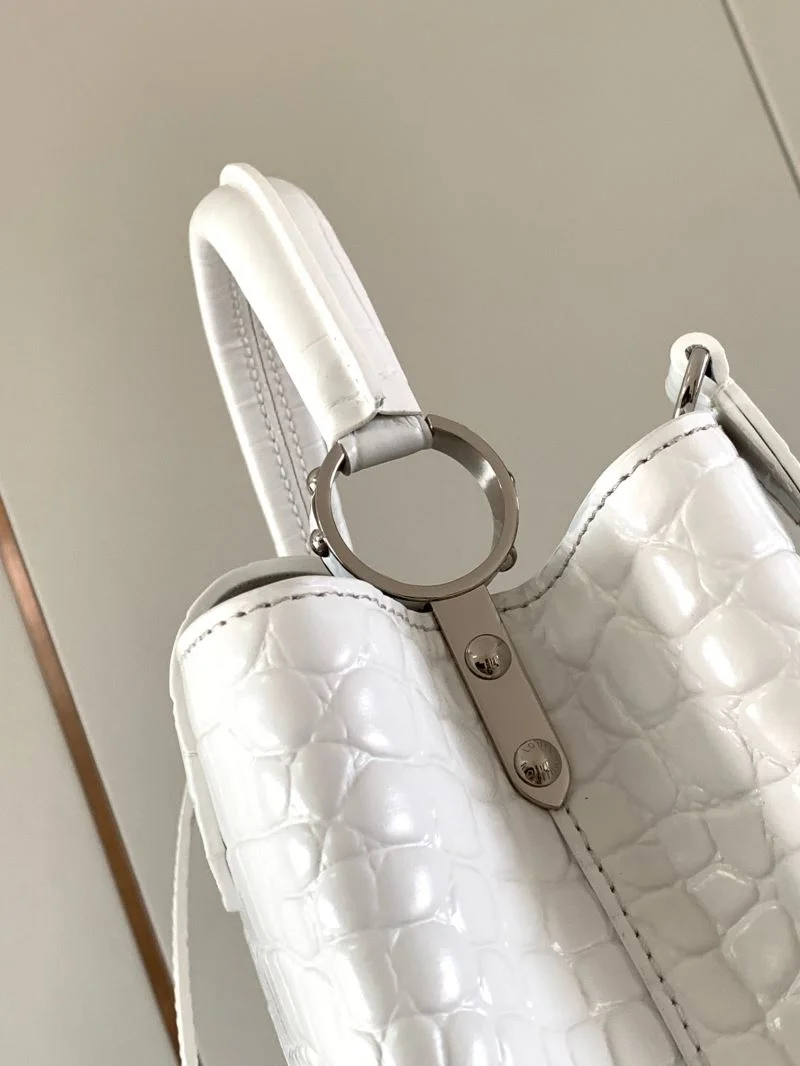 Louis Vuitton Capucines BB Bags ZipUp 40649