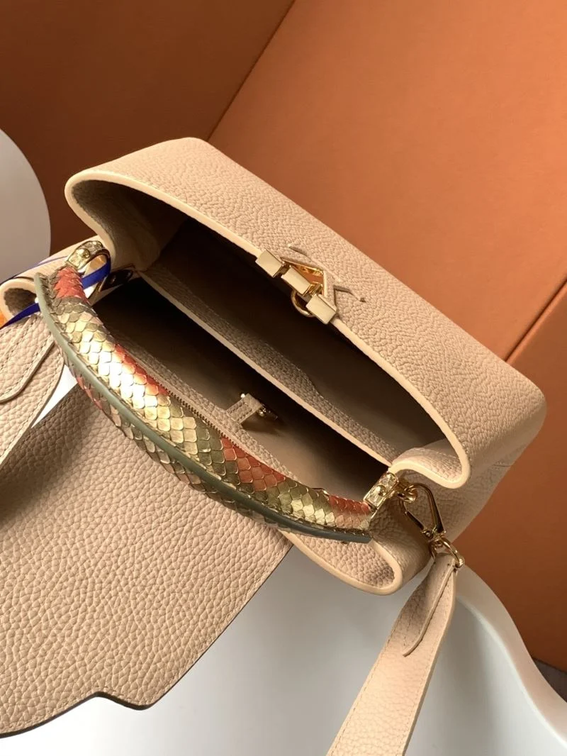 Trendsetting Louis Vuitton Capucines BB Bags 40648