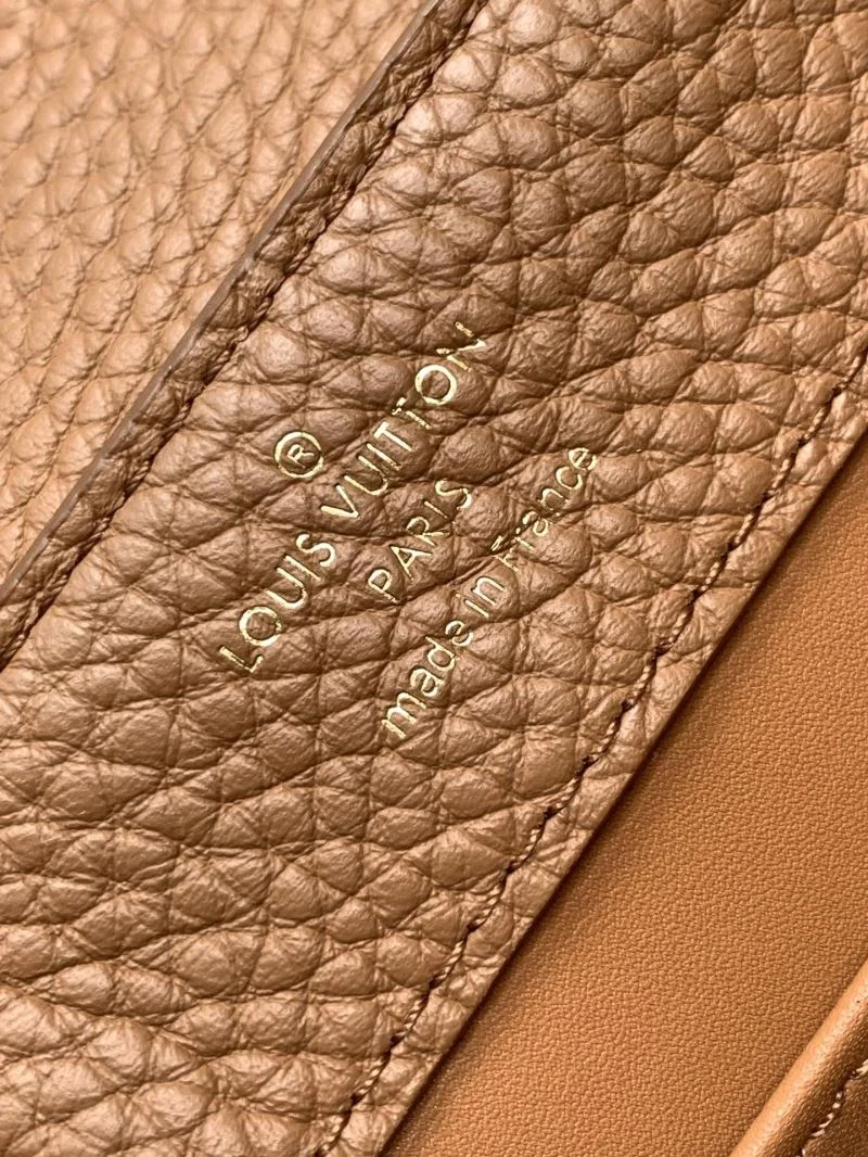 Effortless Louis Vuitton Capucines BB Bags 40642