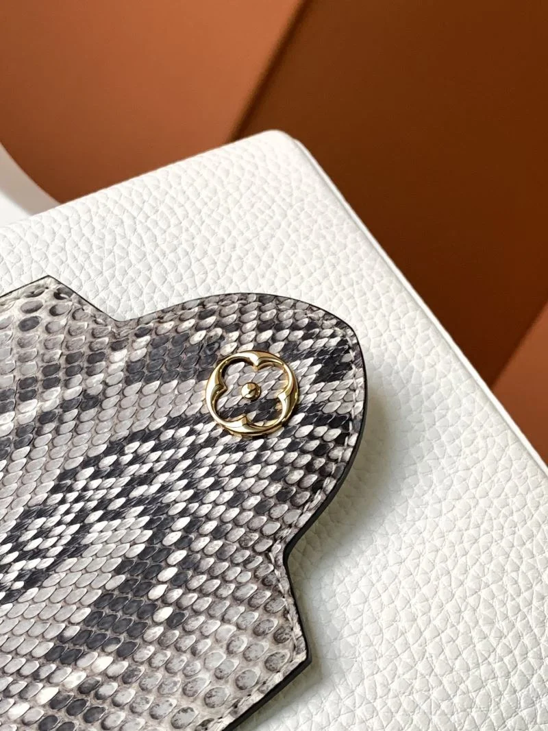Louis Vuitton Capucines BB Bags MultiPurpose 40634