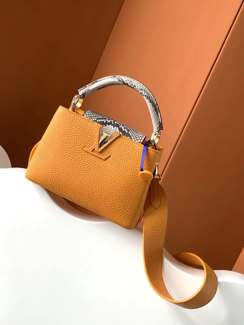 Elegant Louis Vuitton Capucines BB Bags 40637