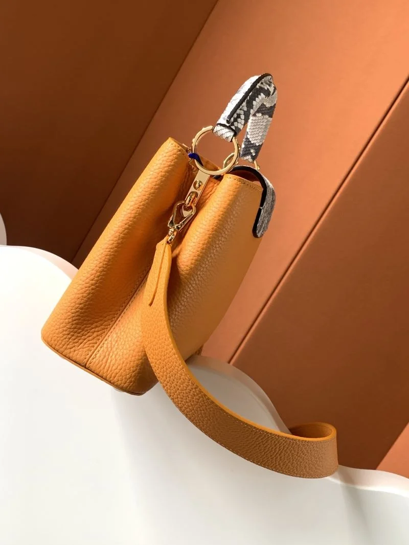 Trendy Louis Vuitton Capucines BB Bags 40635
