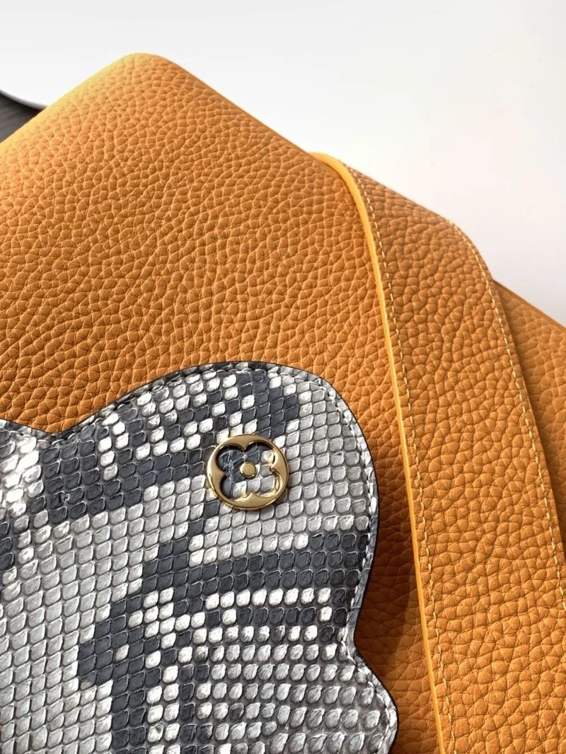 Trendy Louis Vuitton Capucines BB Bags 40635