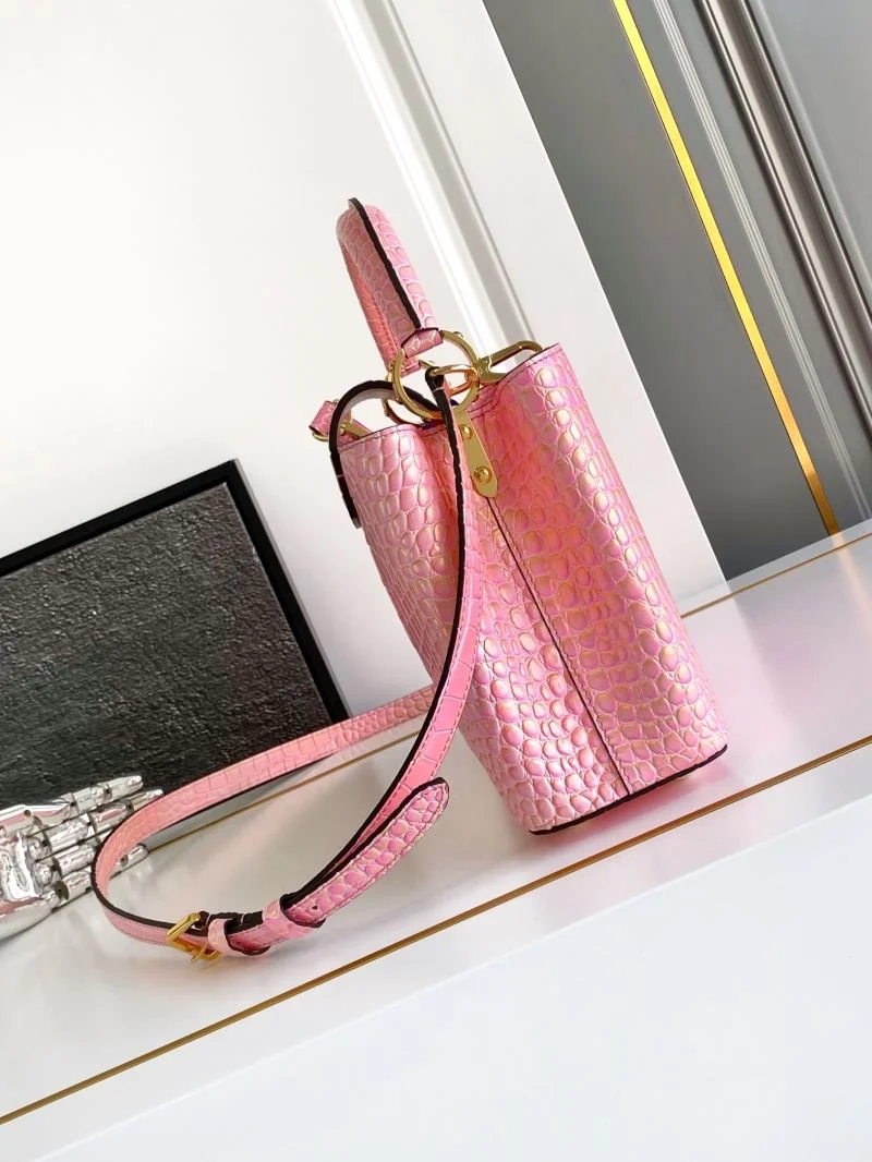 Effortless Louis Vuitton Capucines BB Bags 40629