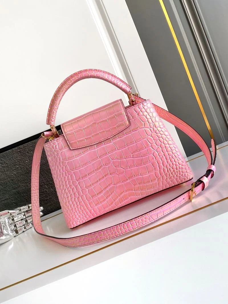 Effortless Louis Vuitton Capucines BB Bags 40629