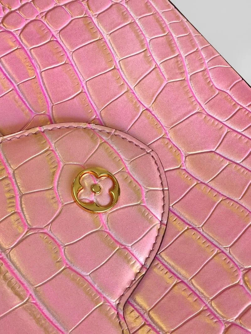 Effortless Louis Vuitton Capucines BB Bags 40629