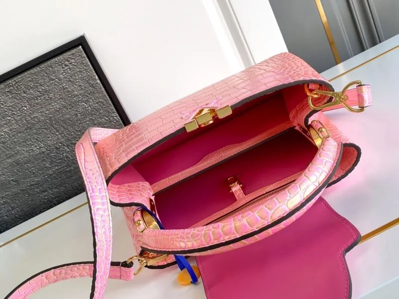 Effortless Louis Vuitton Capucines BB Bags 40629