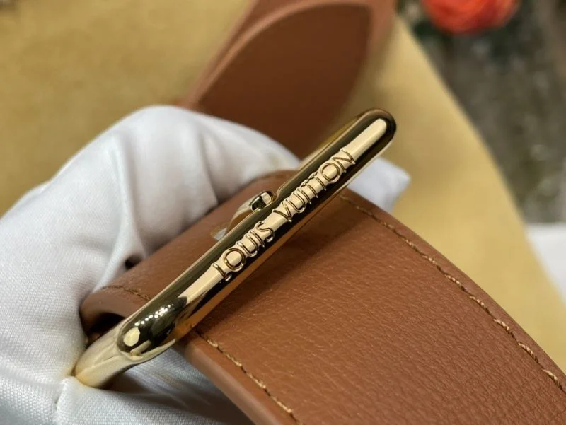 Louis Vuitton Capucines BB Bags Unique 40632