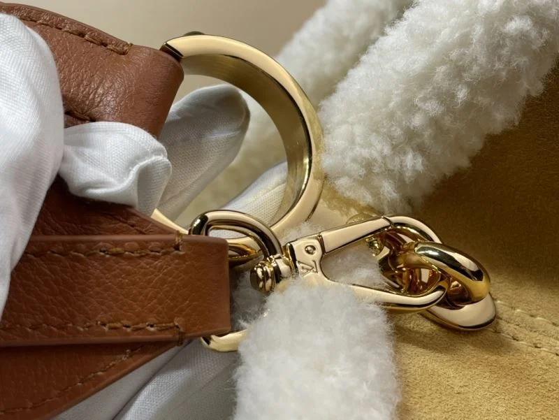 Louis Vuitton Capucines BB Bags Unique 40632