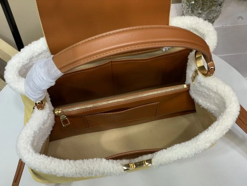 Louis Vuitton Capucines BB Bags Unique 40632