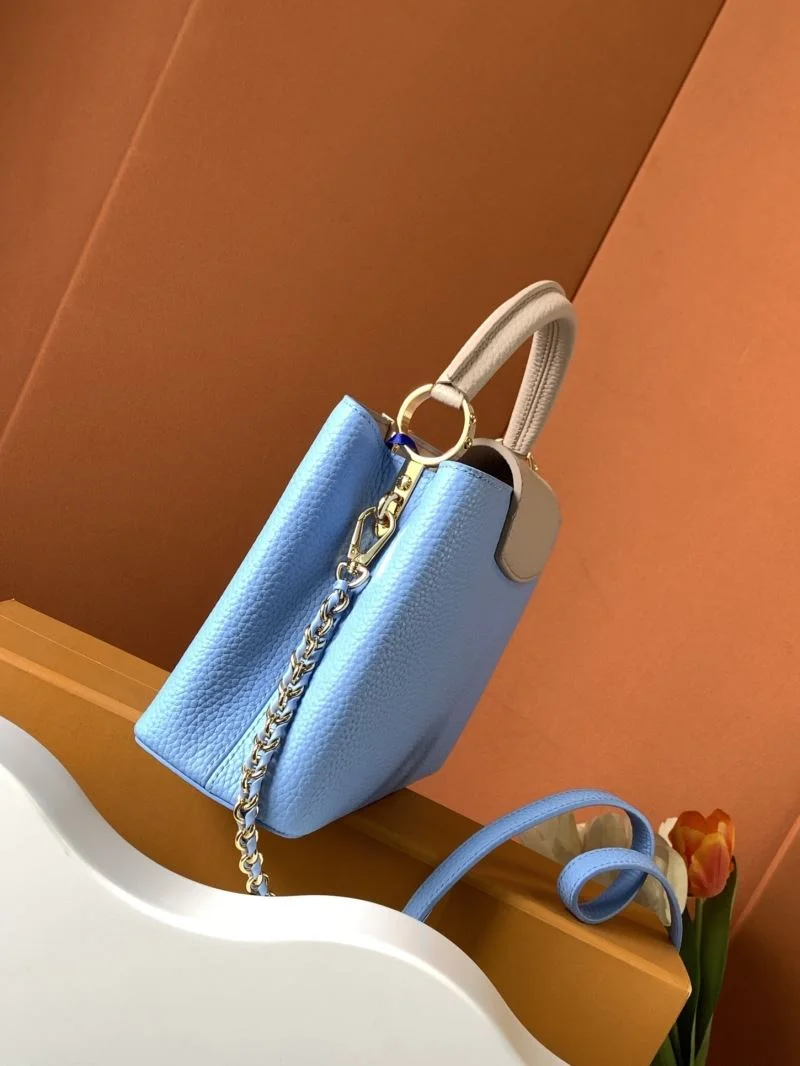 Flexible Louis Vuitton Capucines BB Bags 40630