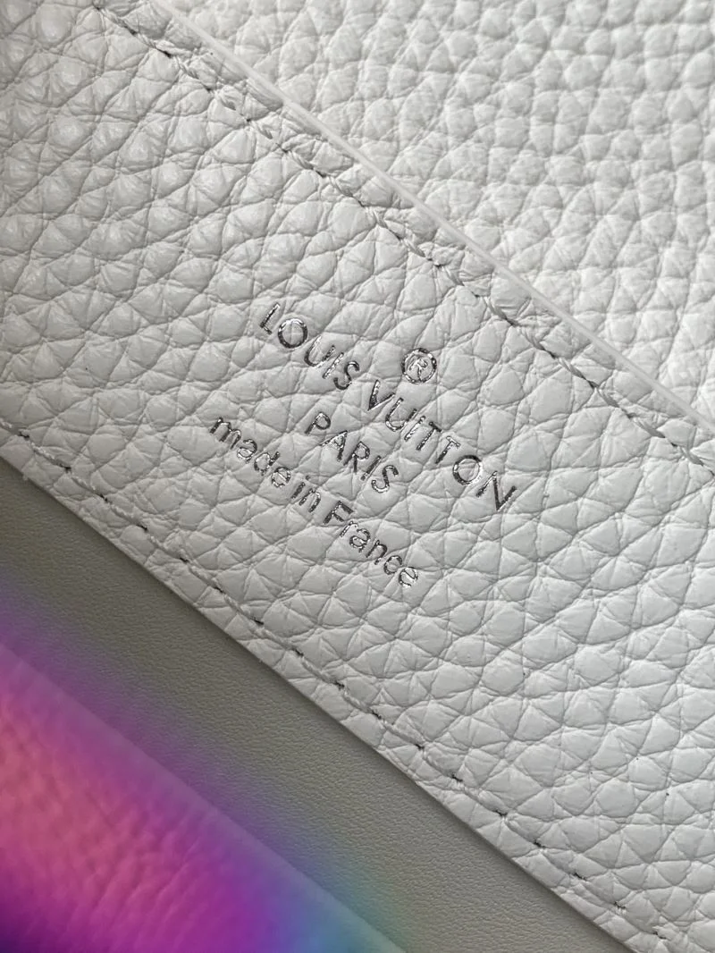 Louis Vuitton Capucines BB Bags Compact 40651