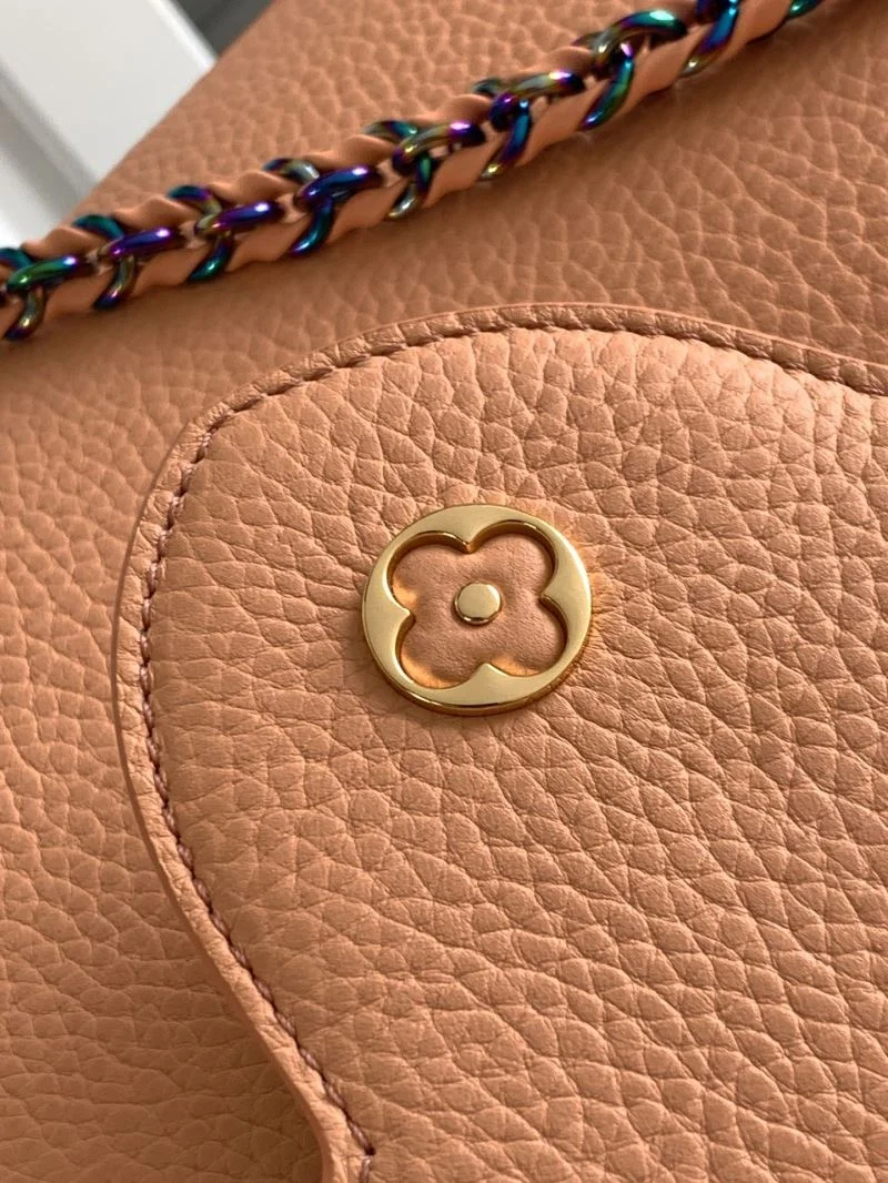 WrinkleFree Louis Vuitton Capucines BB Bags 40626