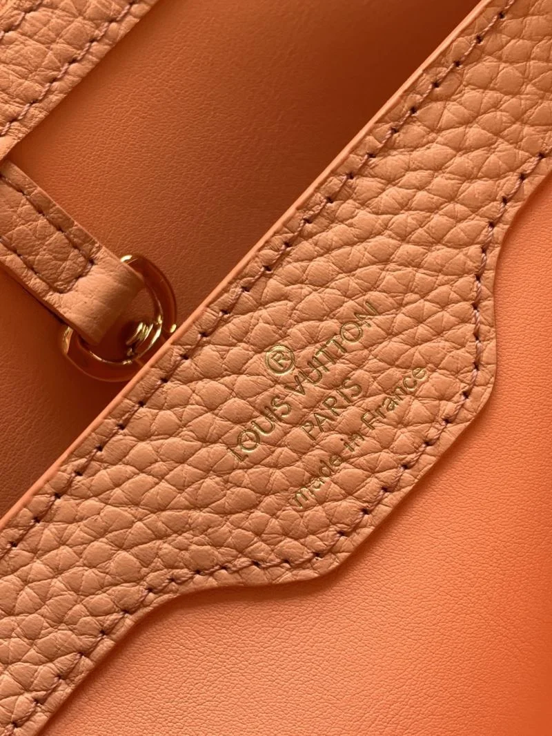 WrinkleFree Louis Vuitton Capucines BB Bags 40626