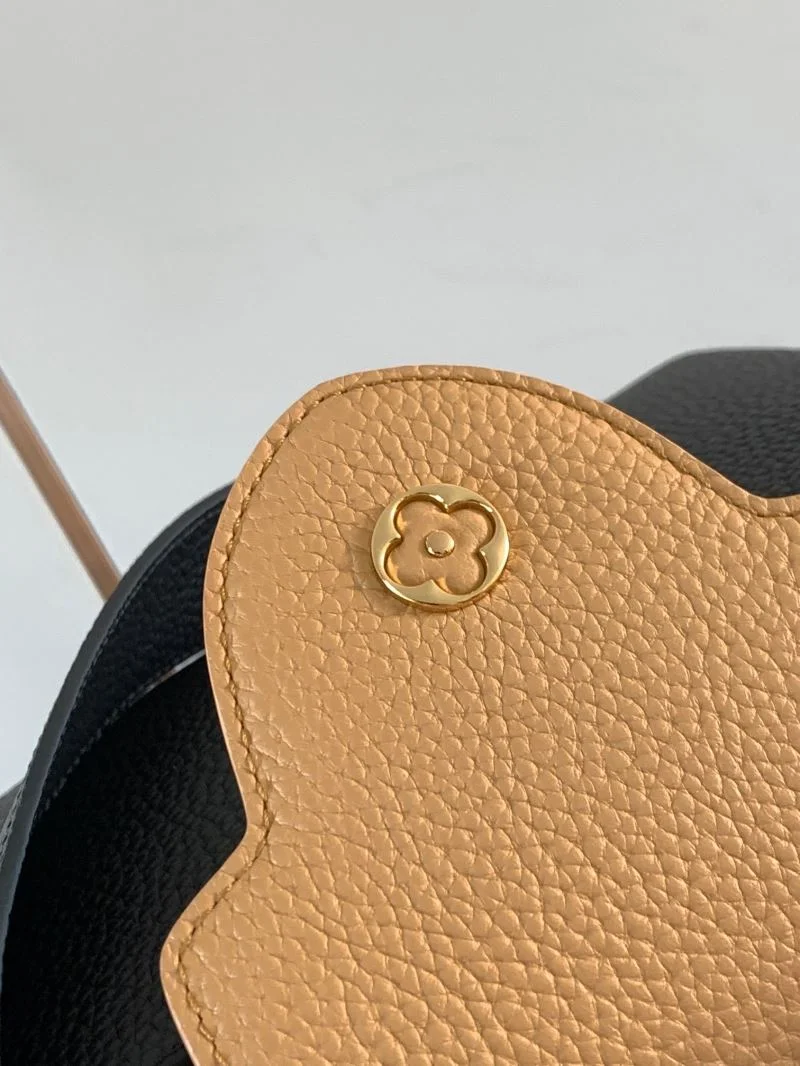 TechFriendly Louis Vuitton Capucines BB Bags 40613