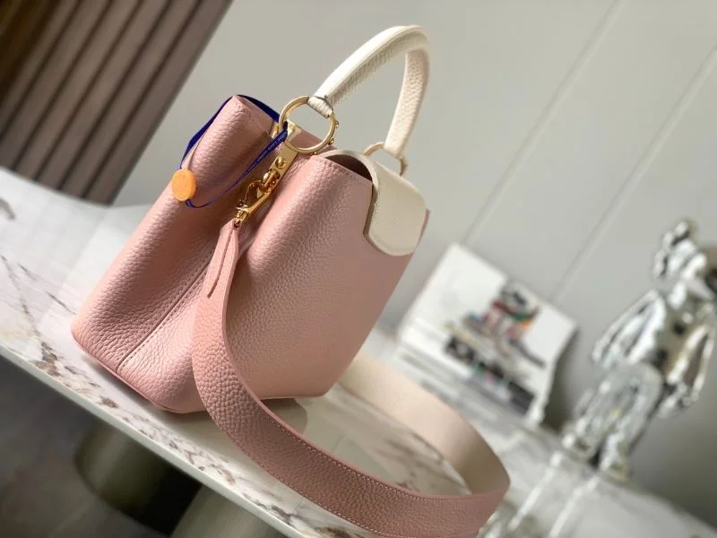 EyeCatching Louis Vuitton Capucines BB Bags 40620