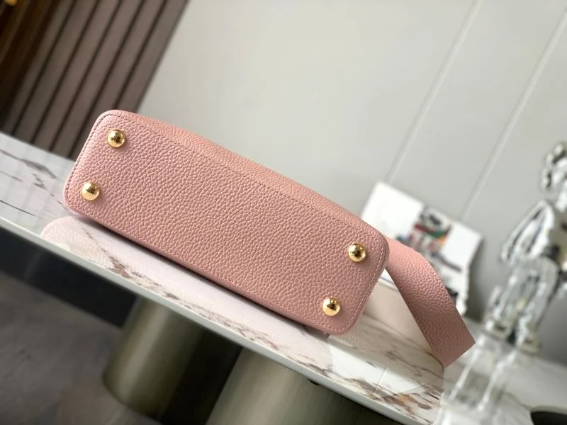 EyeCatching Louis Vuitton Capucines BB Bags 40620