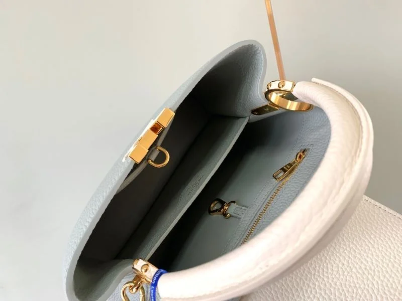 Louis Vuitton Capucines BB Bags Youthful 40610
