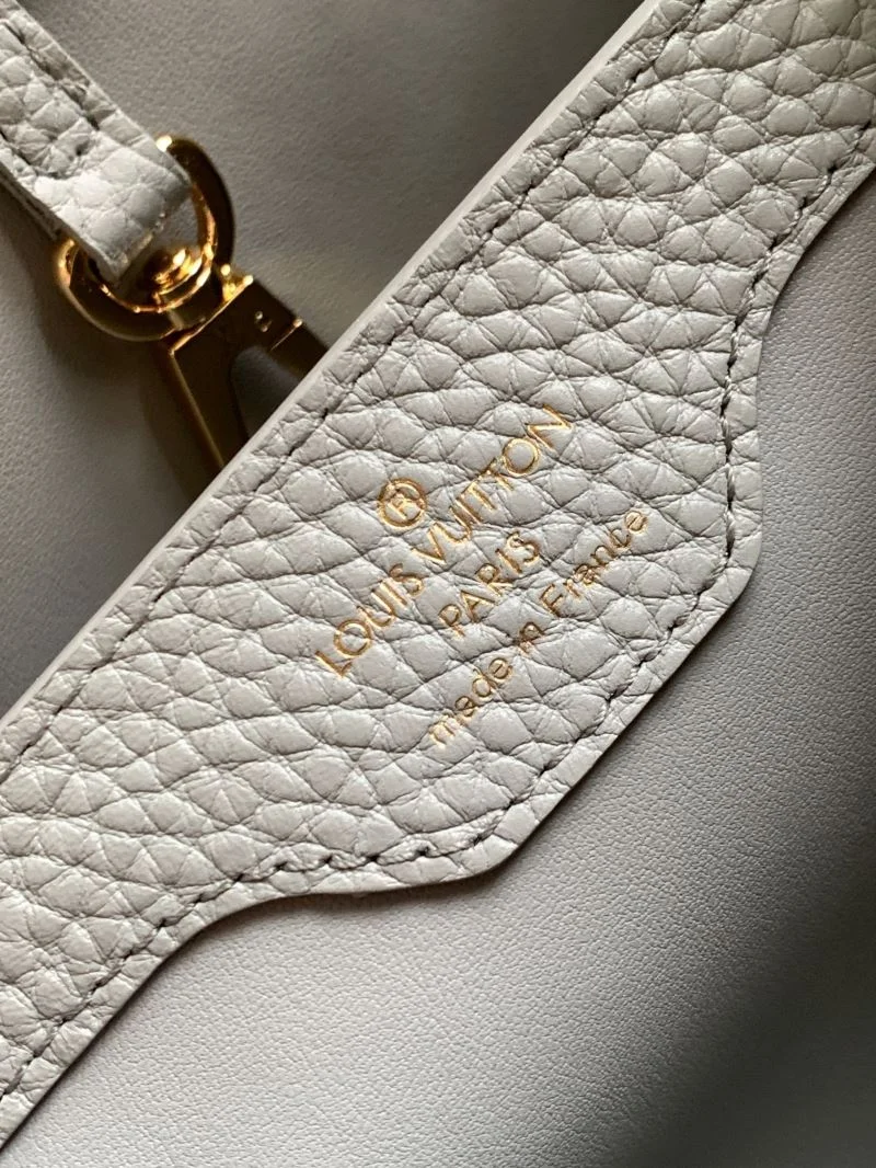Louis Vuitton Capucines BB Bags Youthful 40610