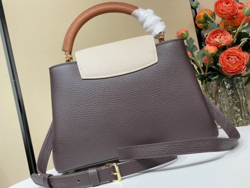 RelaxedFit Louis Vuitton Capucines BB Bags 40598