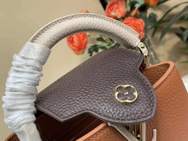 Modern Louis Vuitton Capucines BB Bags 40628